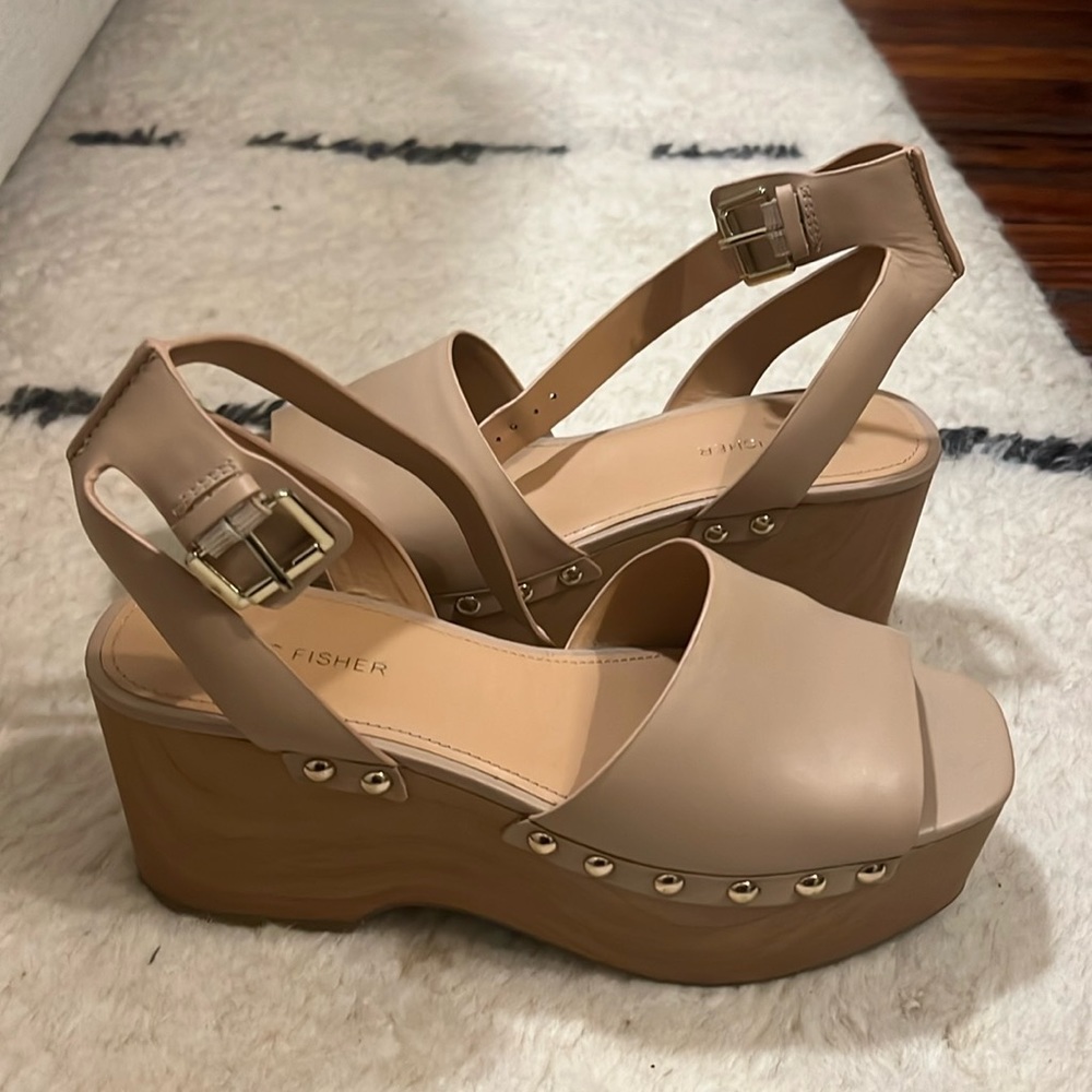 Marc Fisher Square Toe Platform Wedges SZ 9
